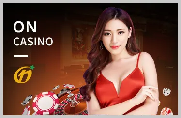 Vận động viên cầu lông đang đánh cầu